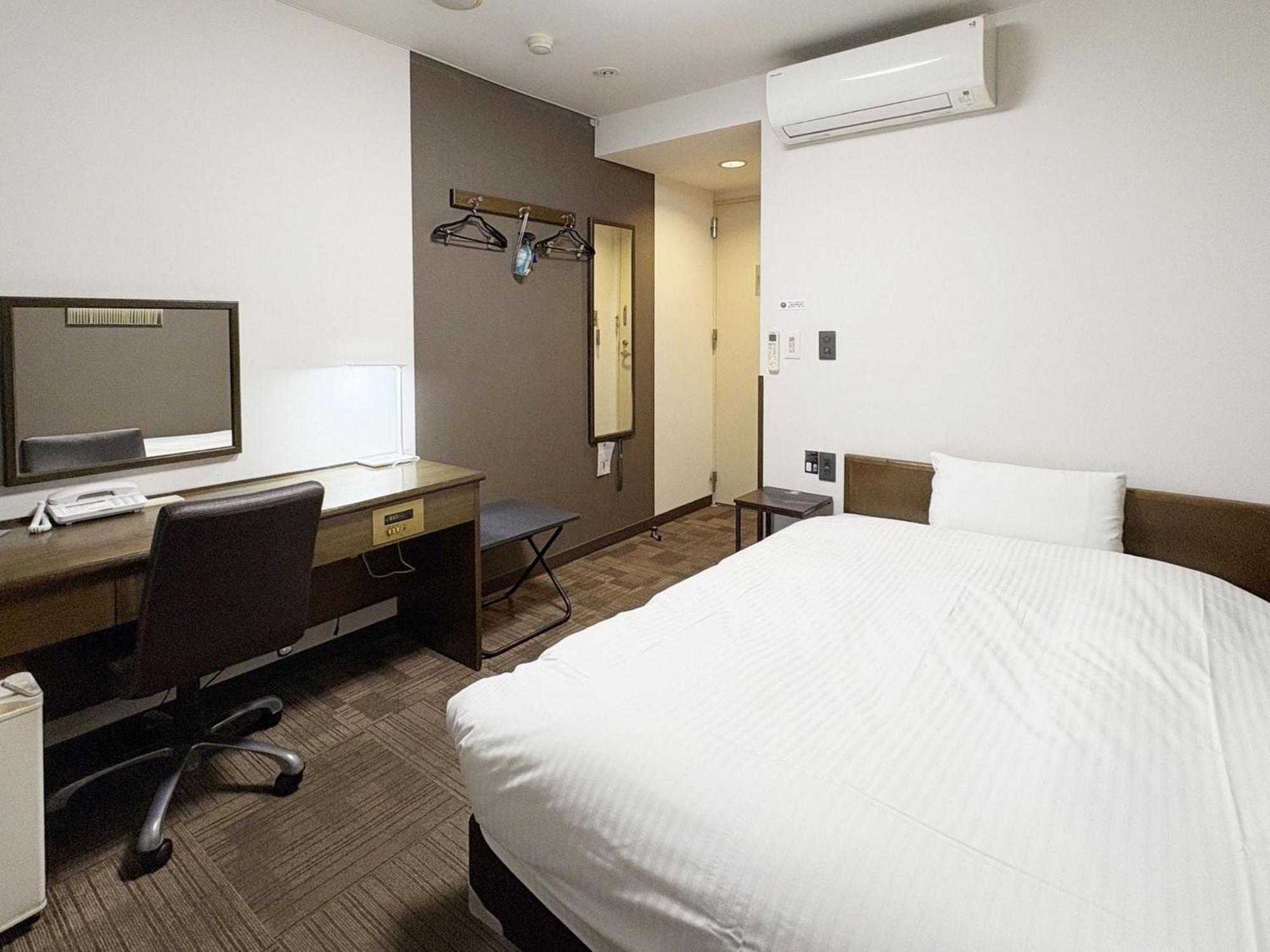 Hotel Route-Inn Court Uenohara Экстерьер фото
